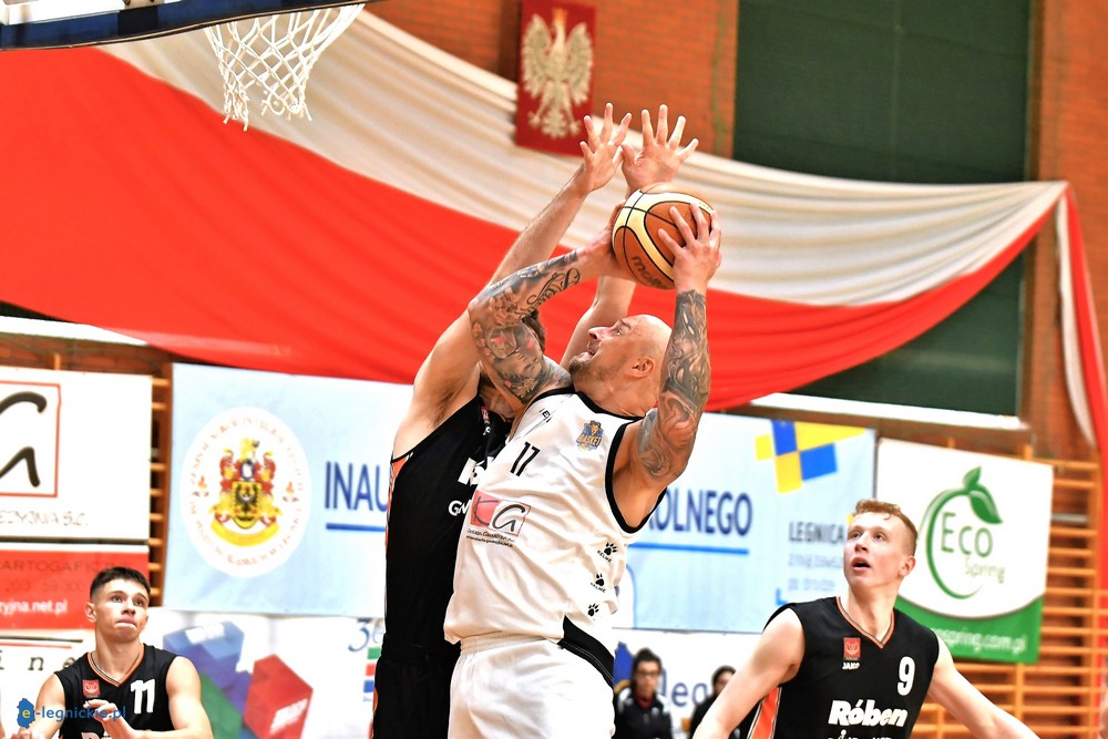 Świetny start Basketu Legnica (FOTO)