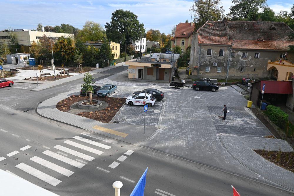 Pięknieje serce stolicy gminy Wądroże Wielkie (FOTO)