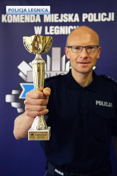 Policjant zwyciężył w górskim biegu