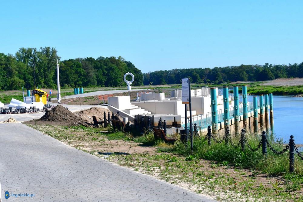 Budowa portu rzecznego nad Odrą na finiszu (FOTO)