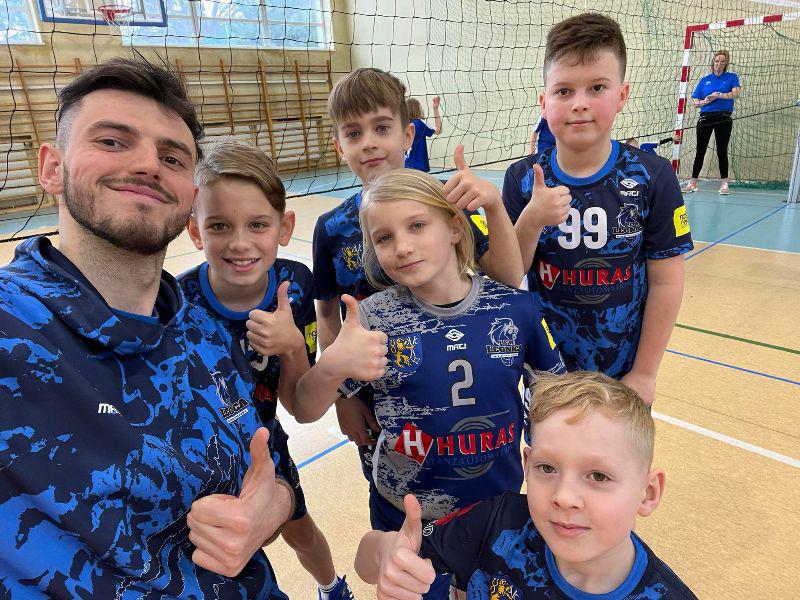 Udział w Mistrzostwach Kinder+sport 2 siatkarzy Lwa Legnica