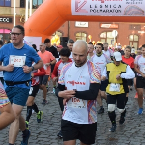 polmaraton_legnica_fot_dawid_soltys040.jpg